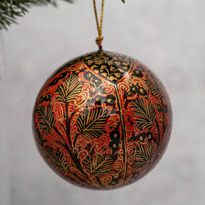 2" Red and Black Chinar Leaf Christmas Bauble