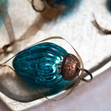 Load image into Gallery viewer, Set of 6 Small Turquoise 1&quot; Crackle Glass Pinecones